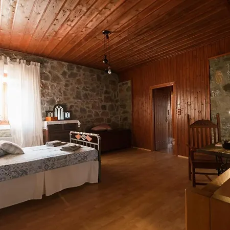 Rustic Stone Home, Milopotamos, Rethymno Villa Agridia