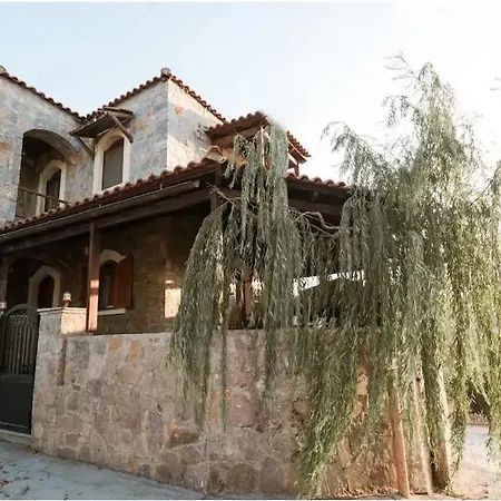 Rustic Stone Home, Milopotamos, Rethymno
