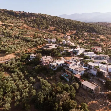 Villa Rustic Stone Home, Milopotamos, Rethymno Agridia