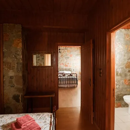Rustic Stone Home, Milopotamos, Rethymno Agridia